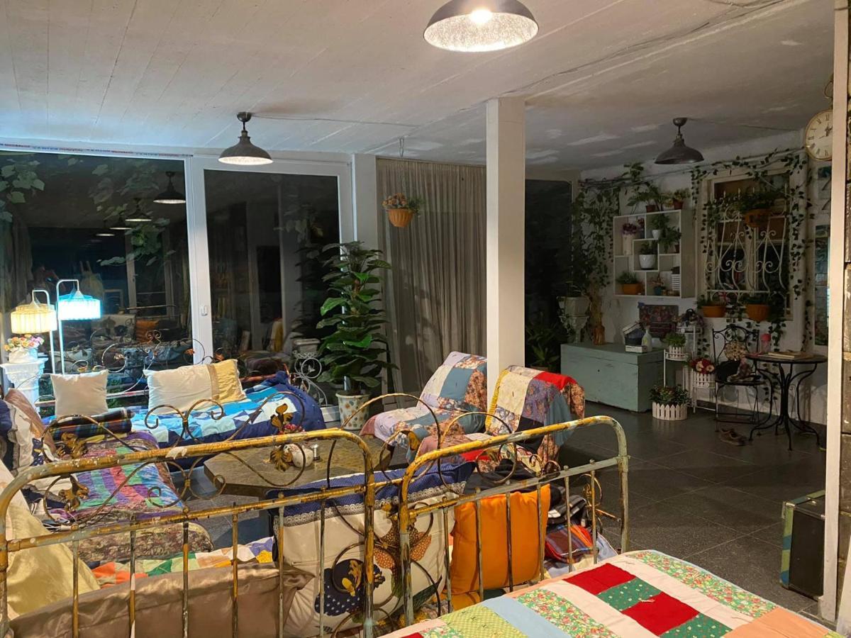 Tetritskaro Artist'S House酒店 外观 照片